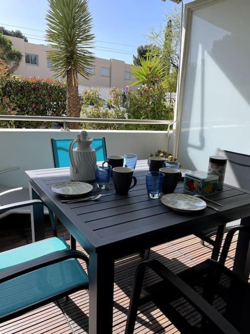 邦多勒21 - Tres Agreable Rdc Avec Terrasse Et Parking公寓 外观 照片